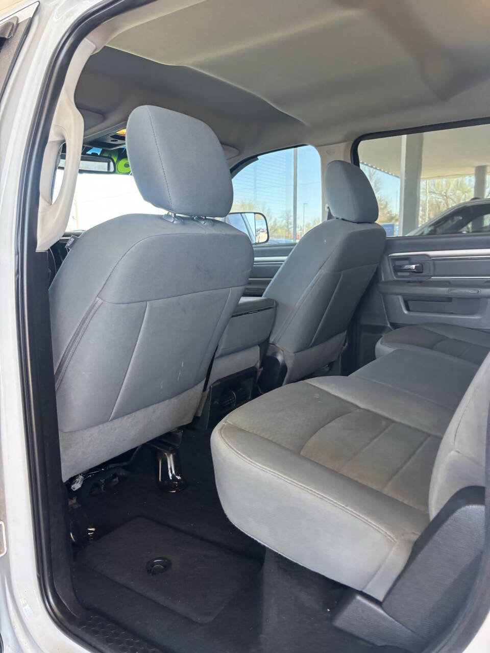 Used 2014 RAM 2500 SLT image 21