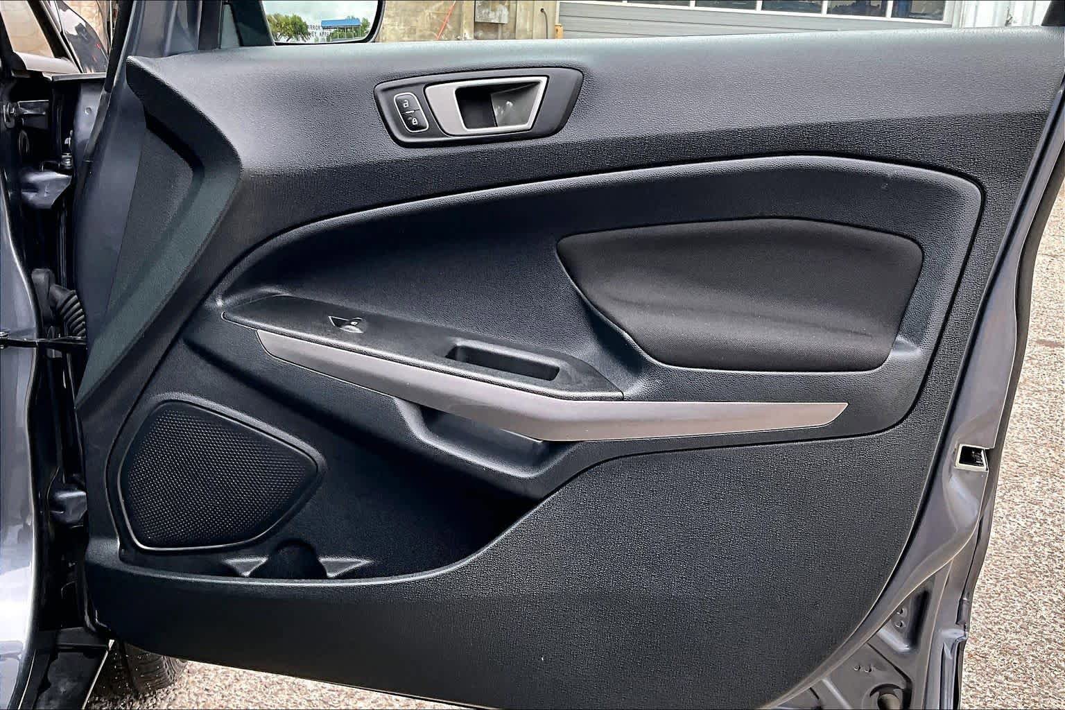 Used 2021 Ford EcoSport SE FWD image 23