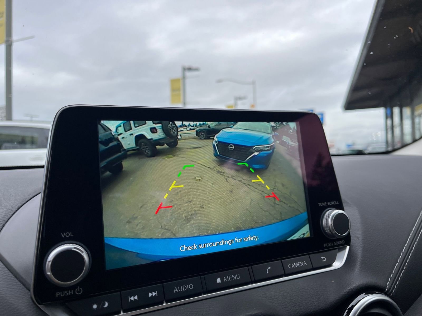 Used 2025 Nissan Sentra SV image 24