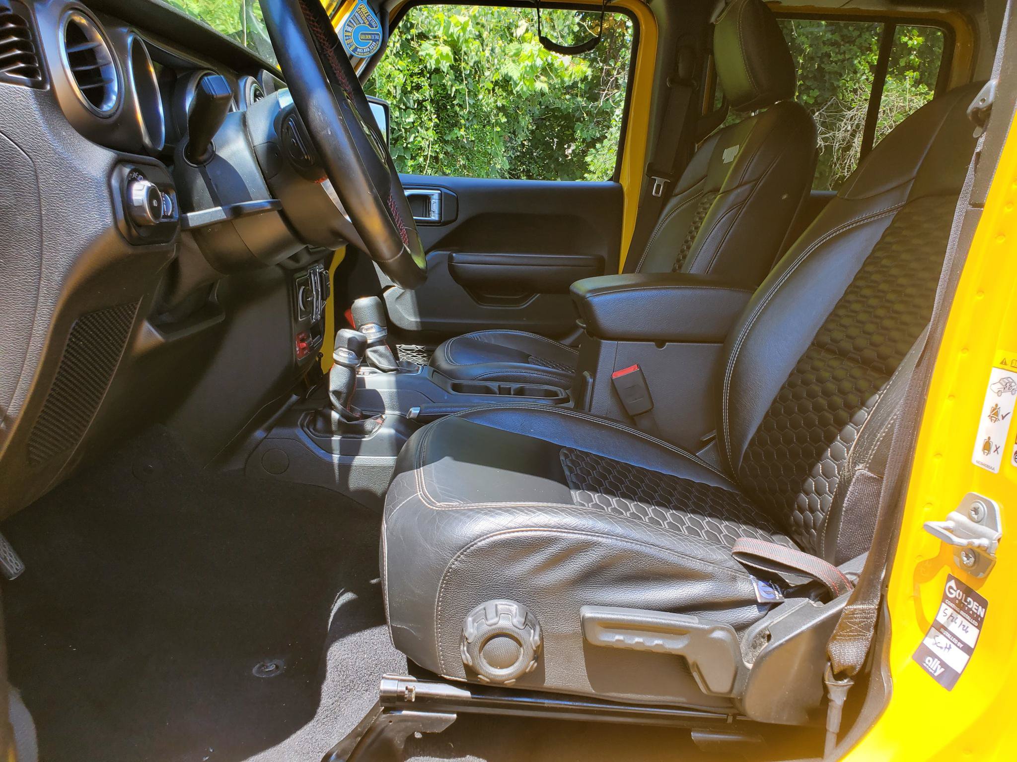 Used 2019 Jeep Wrangler Unlimited Rubicon AWD/4WD image 24