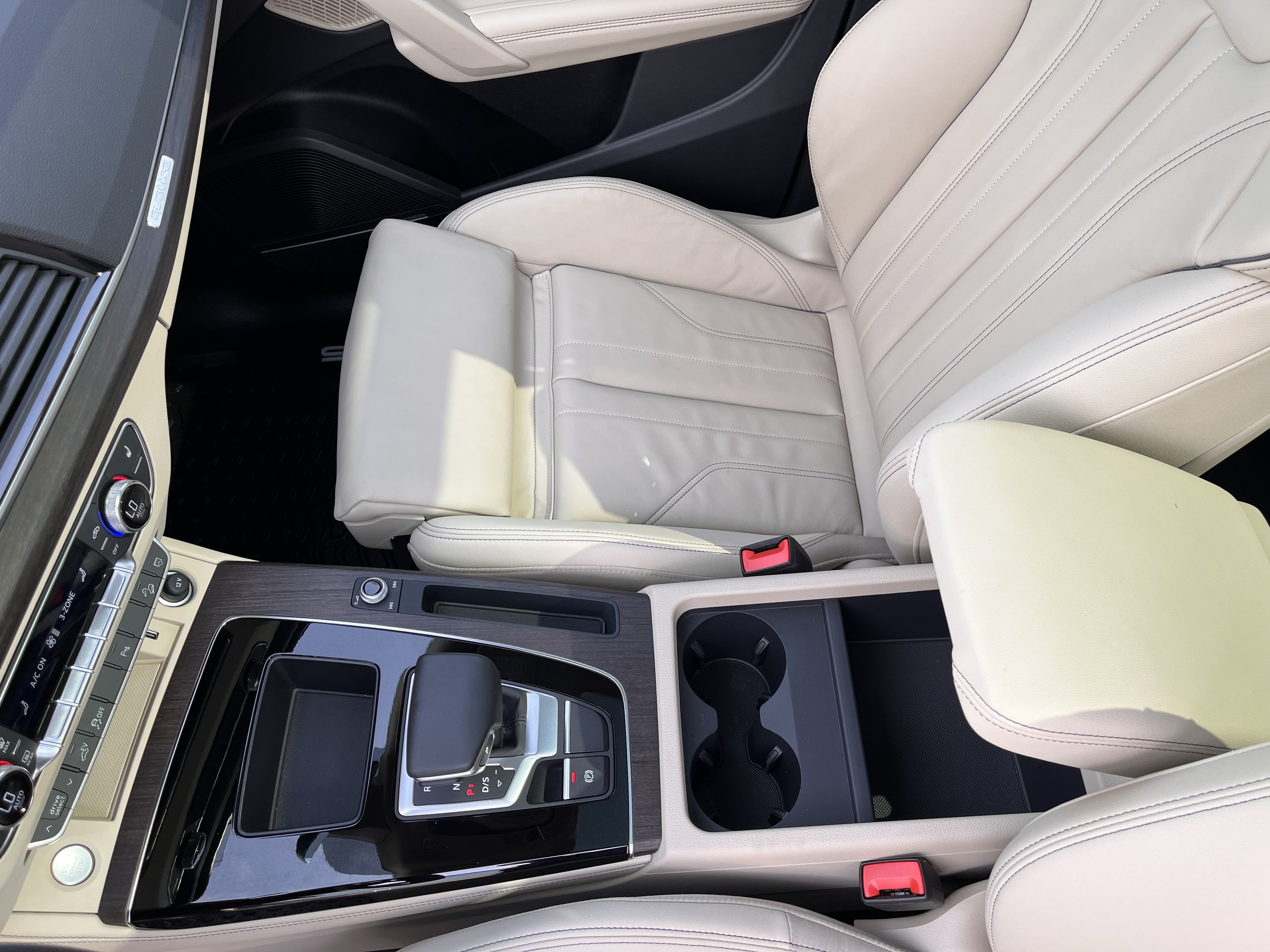 Certified 2025 Audi Q5 e Premium Plus w/ Premium Plus Package AWD/4WD image 7