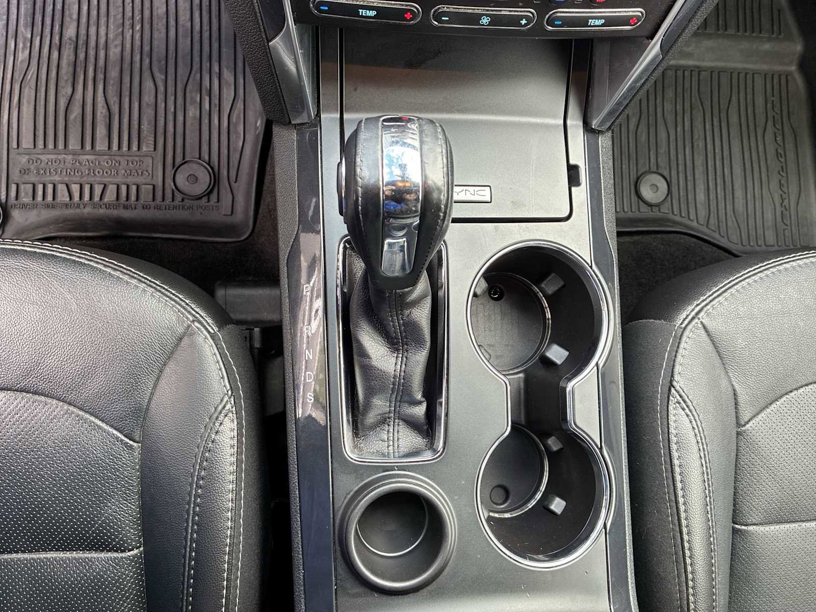 Used 2018 Ford Explorer Limited w/ Ford Safe & Smart Package FWD image 20