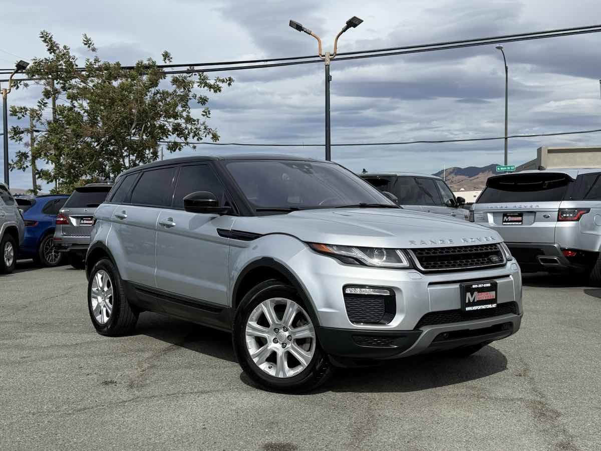 Used 2018 Land Rover Range Rover Evoque SE