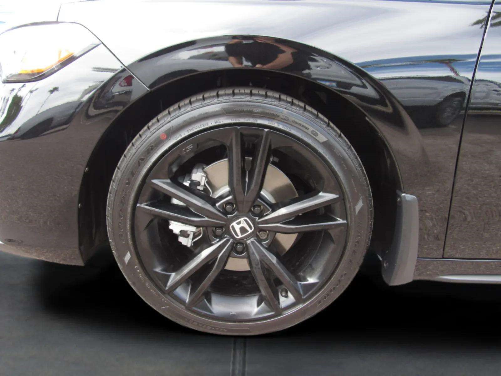 Certified 2026 Honda Civic Si image 4