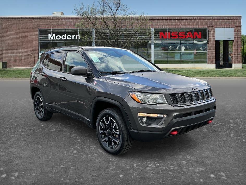 Used 2018 Jeep Compass Trailhawk w/ Cold Weather Group image 5
