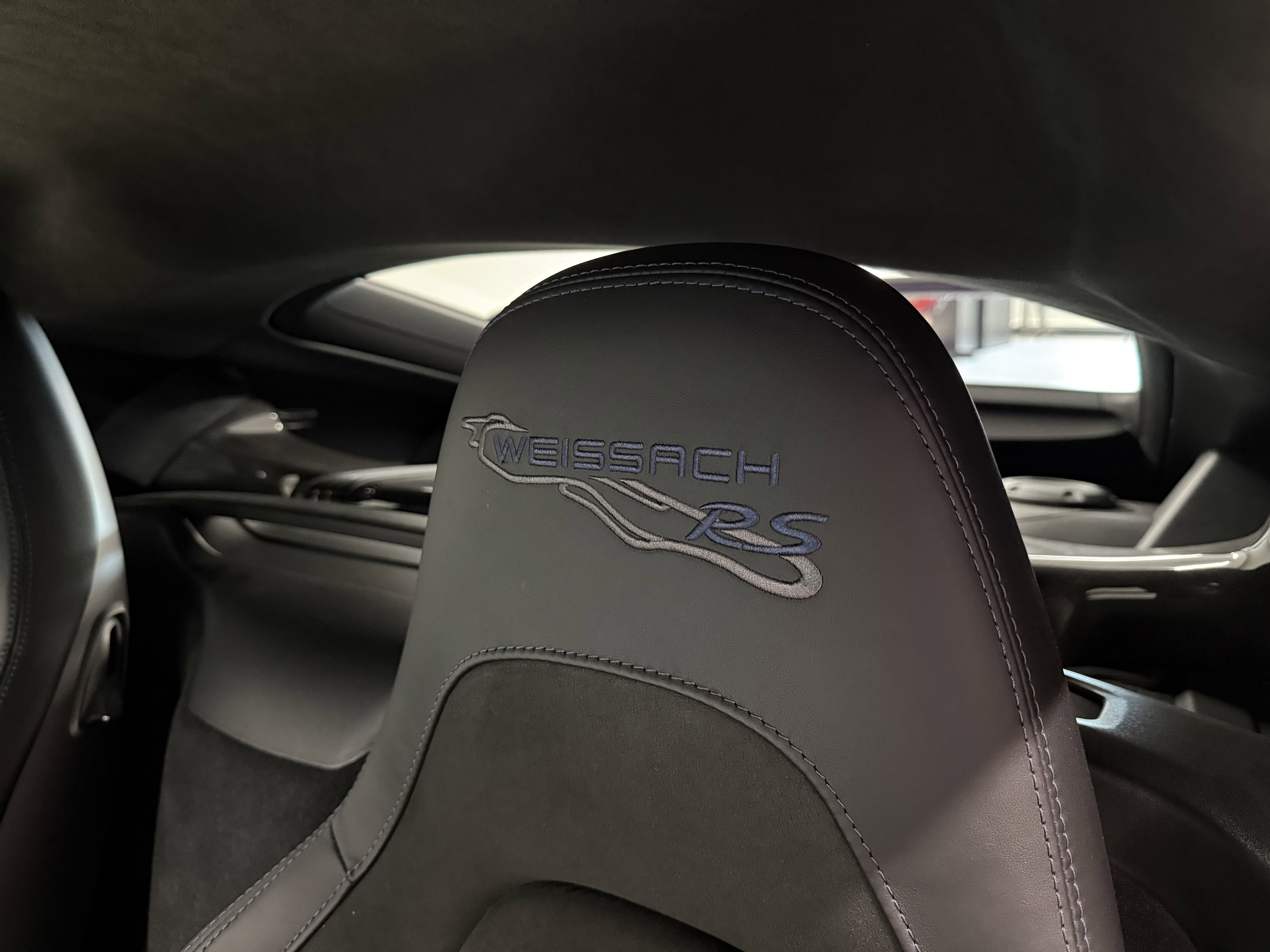 Used 2023 Porsche 718 Cayman GT4 RS RWD image 19