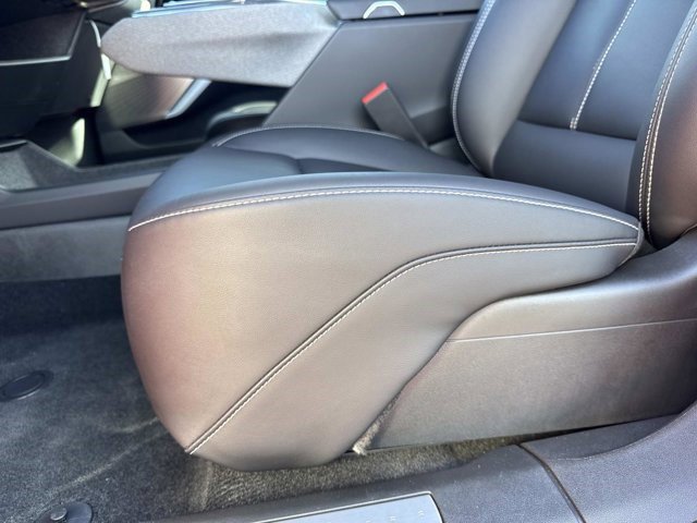 Certified 2025 Cadillac Optiq Sport 1 AWD/4WD image 22