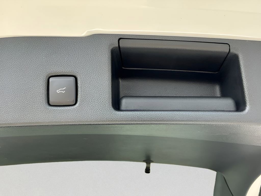 Certified 2024 Ford Escape ST-Line Select image 15