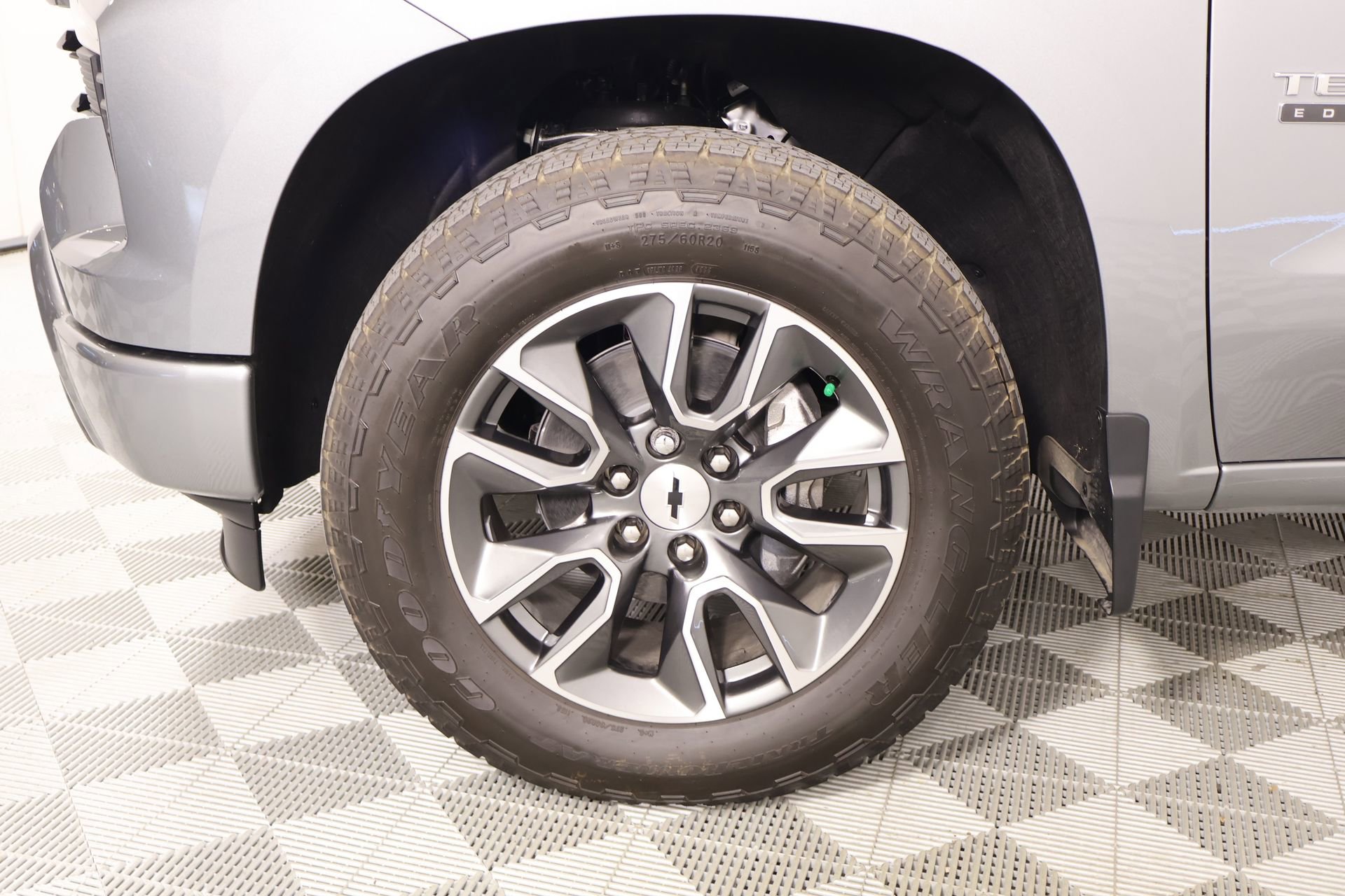 Used 2023 Chevrolet Silverado 1500 RST image 18