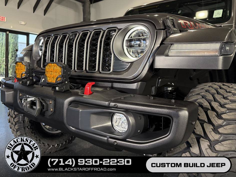 Used 2025 Jeep Wrangler Unlimited Rubicon AWD/4WD image 5