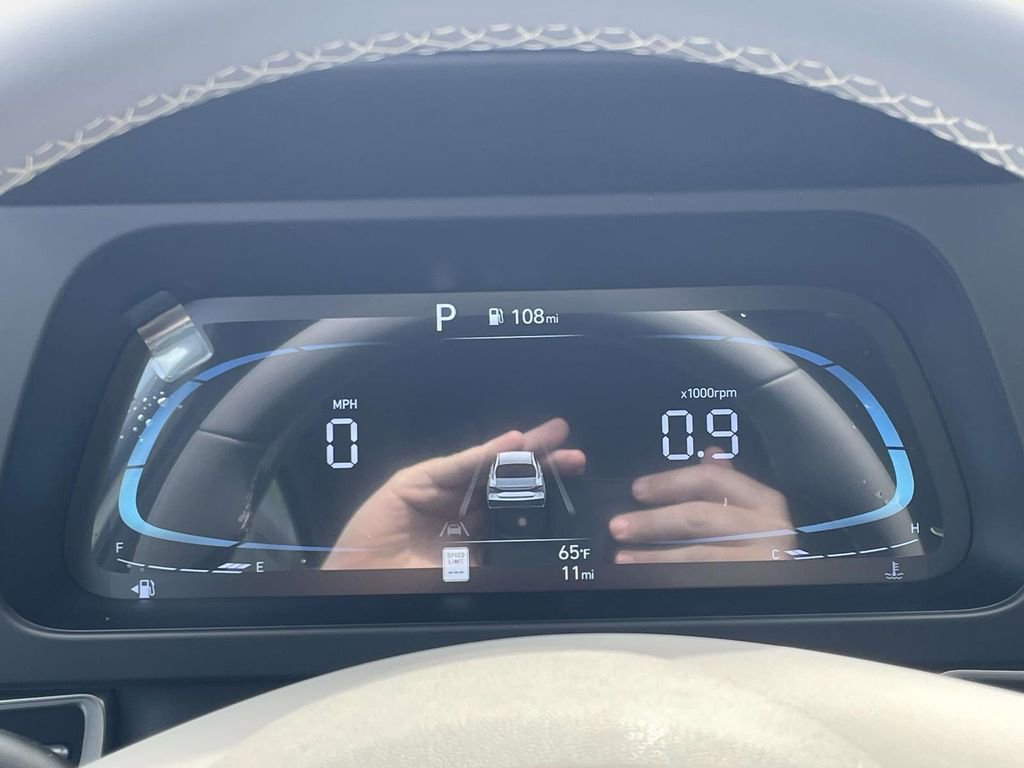 New 2026 Hyundai Elantra Sport FWD image 18