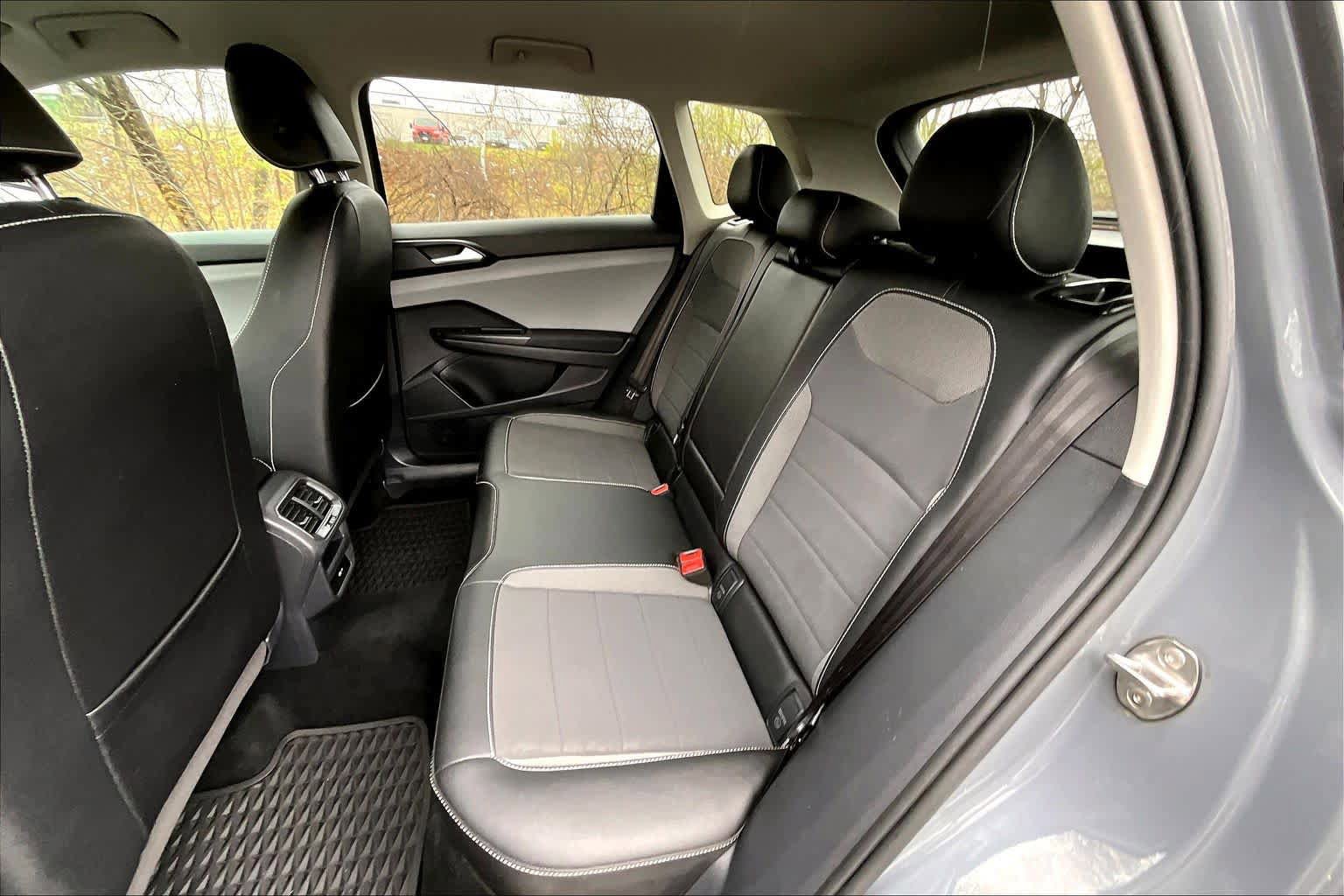 Used 2022 Volkswagen Taos SE AWD/4WD image 19
