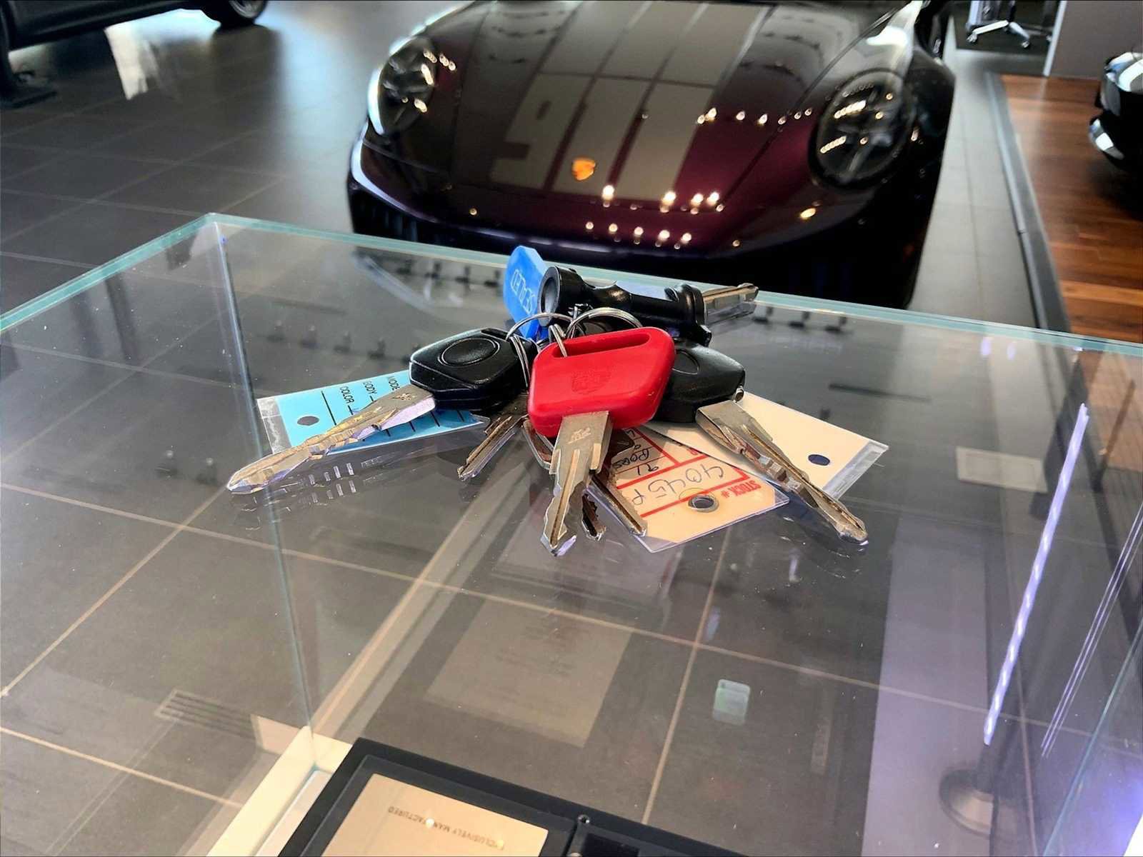 Used 1991 Porsche 928 S4 RWD image 21