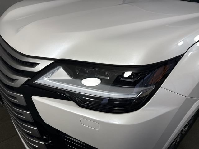 Certified 2025 Lexus LX 600 4WD w/ Interior Upgrade Package image 33