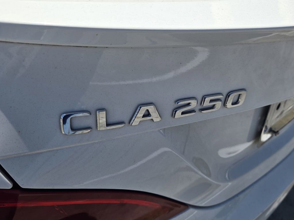 Used 2018 Mercedes-Benz CLA 250 image 15