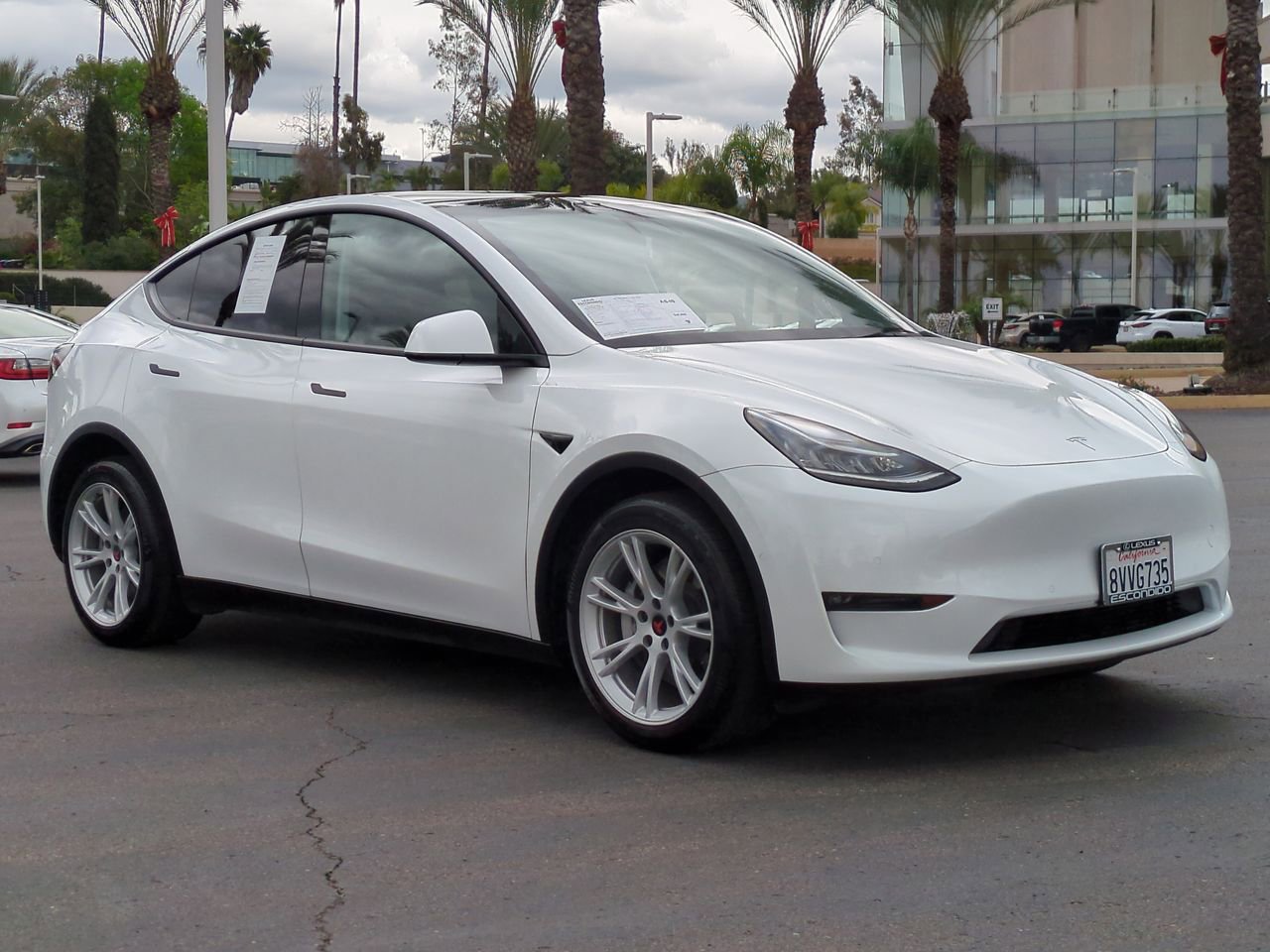Used 2021 Tesla Model Y Long Range image 3