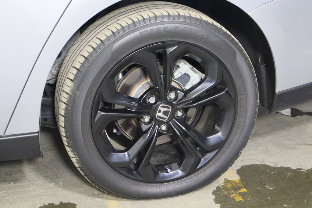 Used 2025 Honda Accord SE image 37