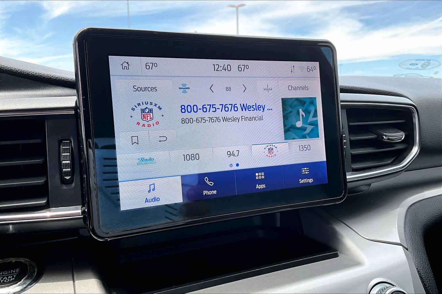 Used 2022 Ford Explorer XLT w/ Equipment Group 202A RWD image 30