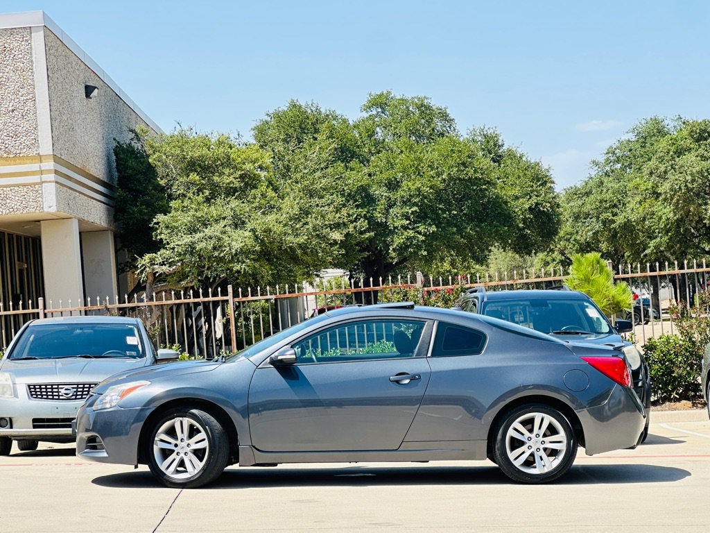Used 2013 Nissan Altima 2.5 S w/ Premium Pkg FWD image 5