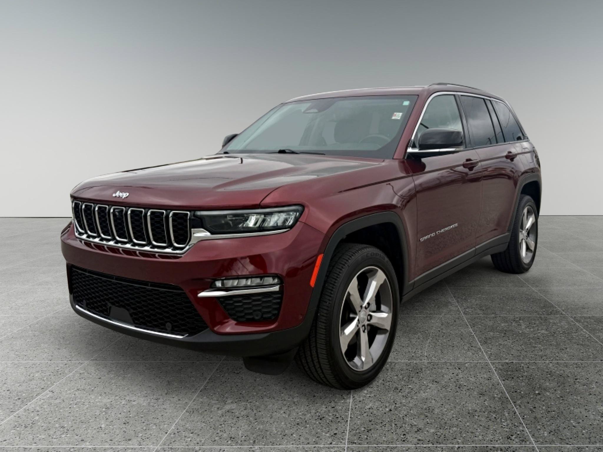 Used 2022 Jeep Grand Cherokee Limited w/ Luxury Tech Group II