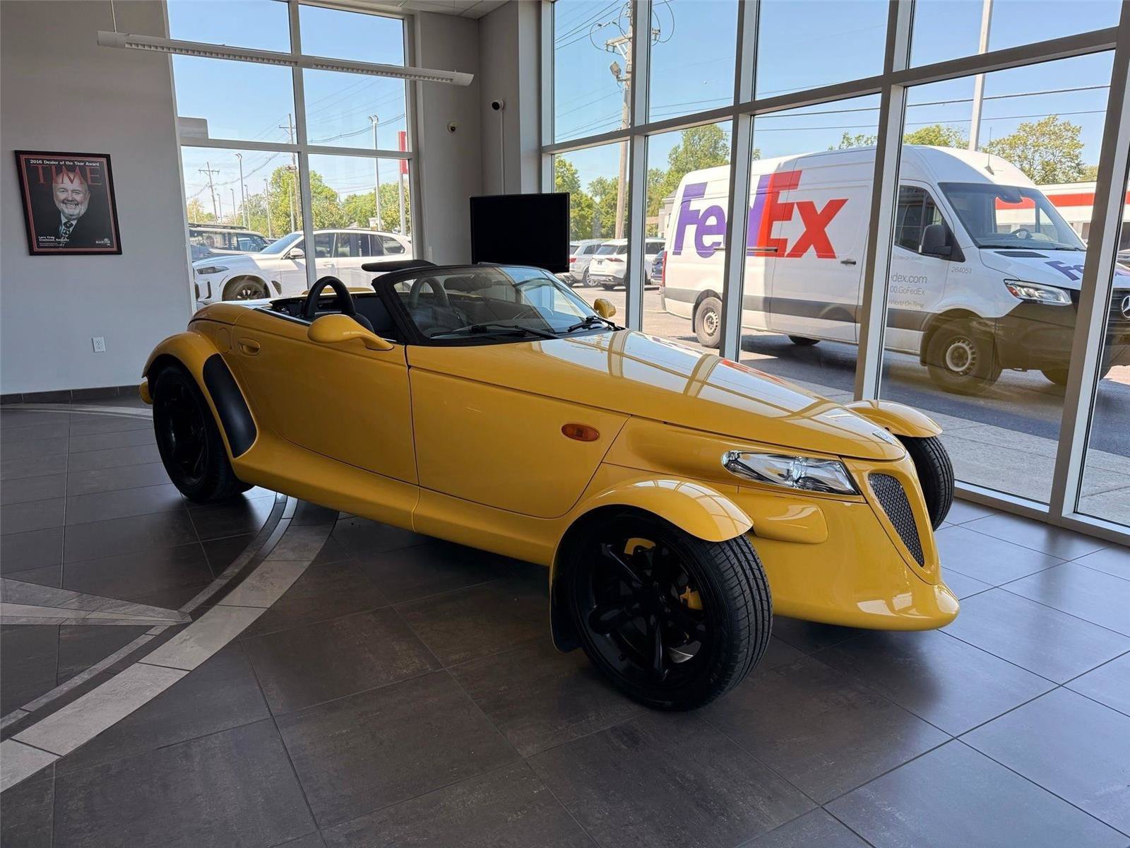 Used 1999 Plymouth Prowler RWD image 17
