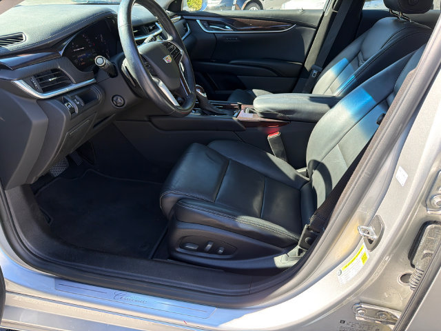 Used 2016 Cadillac XTS Luxury FWD image 9