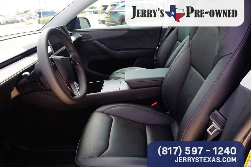 Used 2026 Tesla Model Y Long Range AWD/4WD image 16