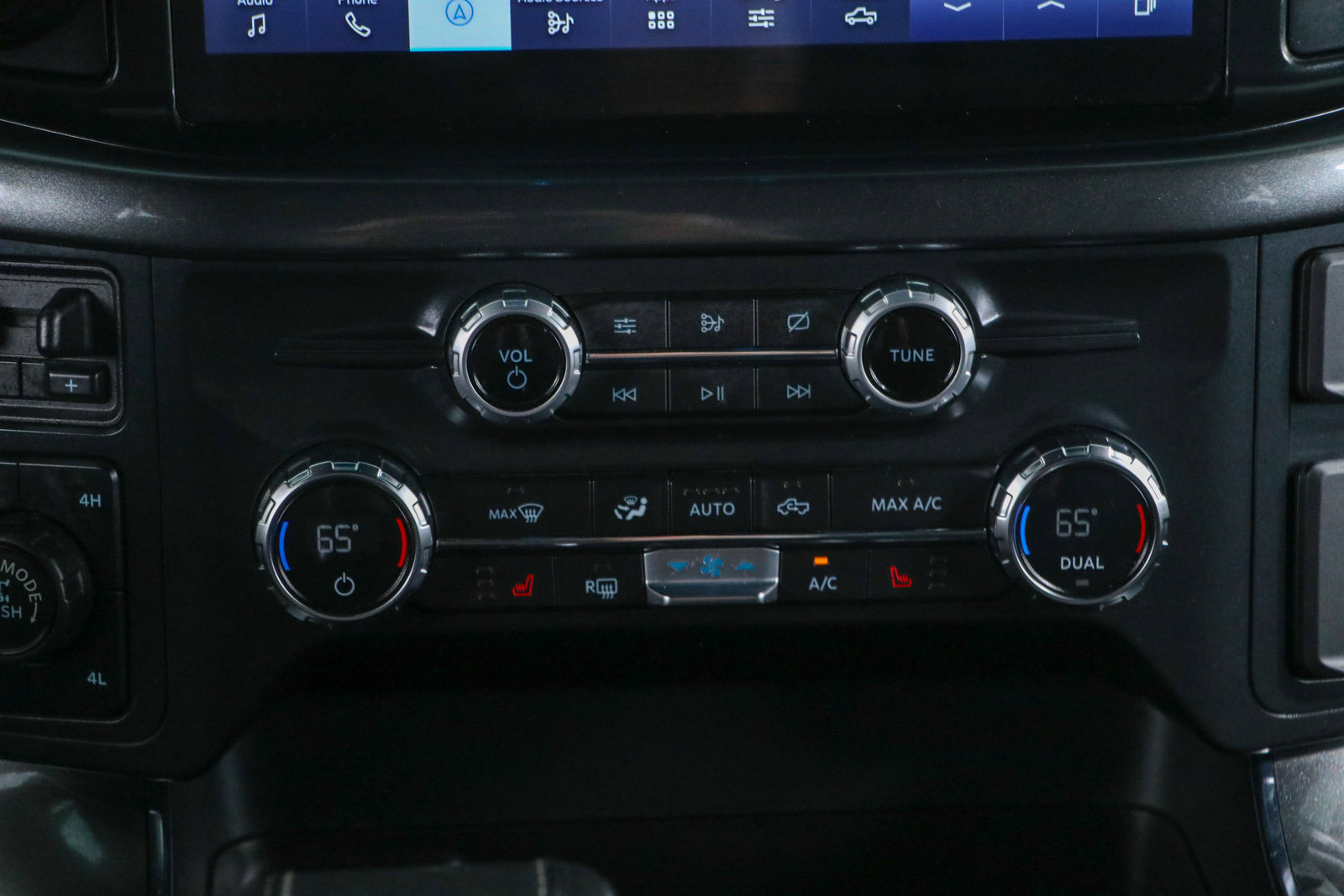 Used 2021 Ford F150 XLT w/ Equipment Group 302A High AWD/4WD image 22
