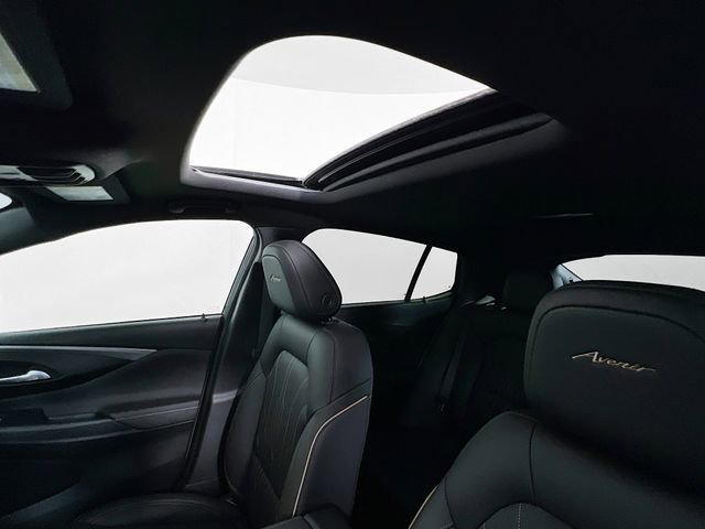 New 2025 Buick Envista Avenir image 17