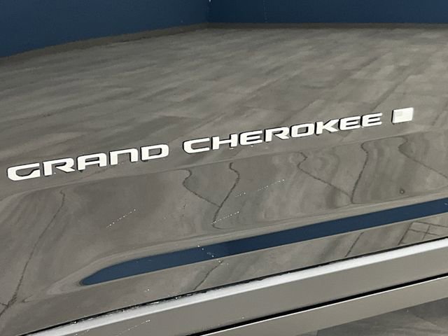 New 2026 Jeep Grand Cherokee Limited w/ Luxury Tech Group II image 36