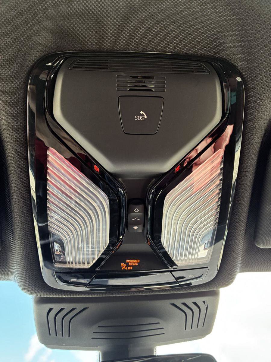 Used 2022 BMW X4 xDrive30i AWD/4WD image 32
