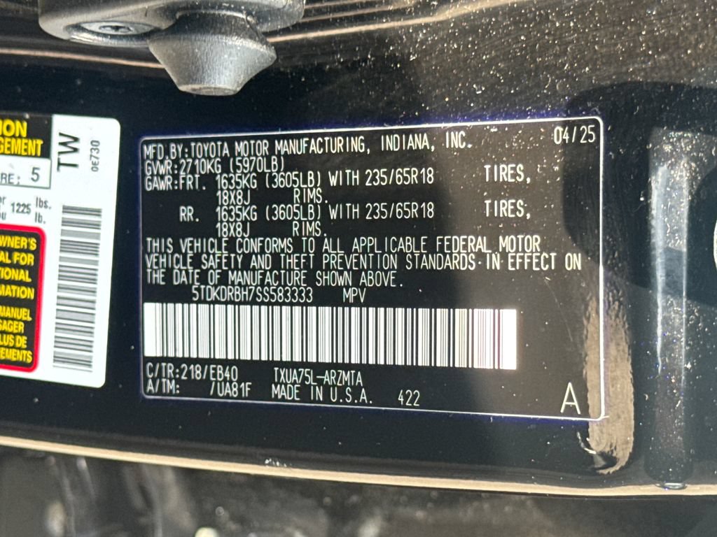 Used 2025 Toyota Highlander XLE AWD/4WD image 49