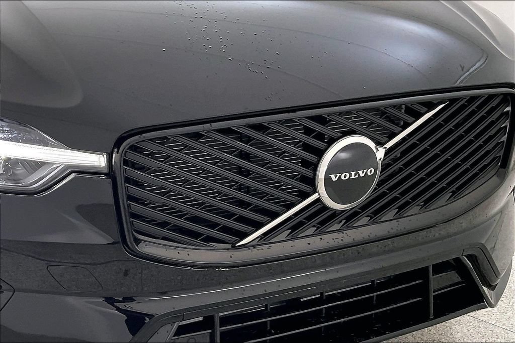 New 2026 Volvo XC60 T8 Core w/ Climate Package AWD/4WD image 25