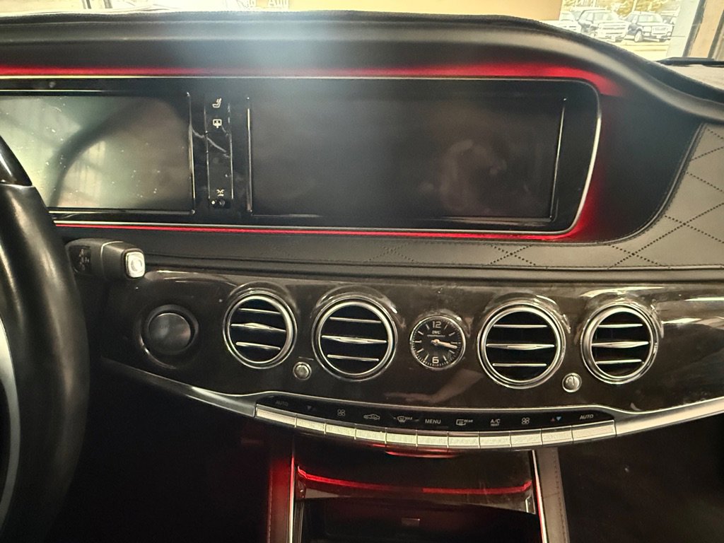 Used 2015 Mercedes-Benz S 63 AMG 4MATIC Sedan image 25