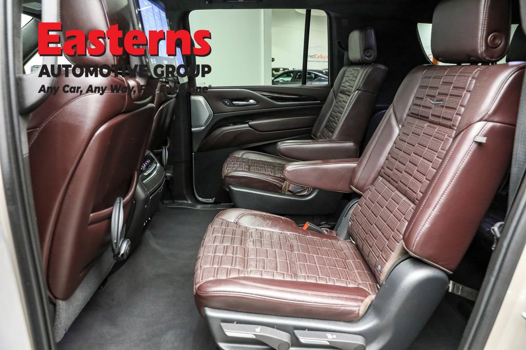 Used 2021 Cadillac Escalade ESV Premium Luxury Platinum image 22