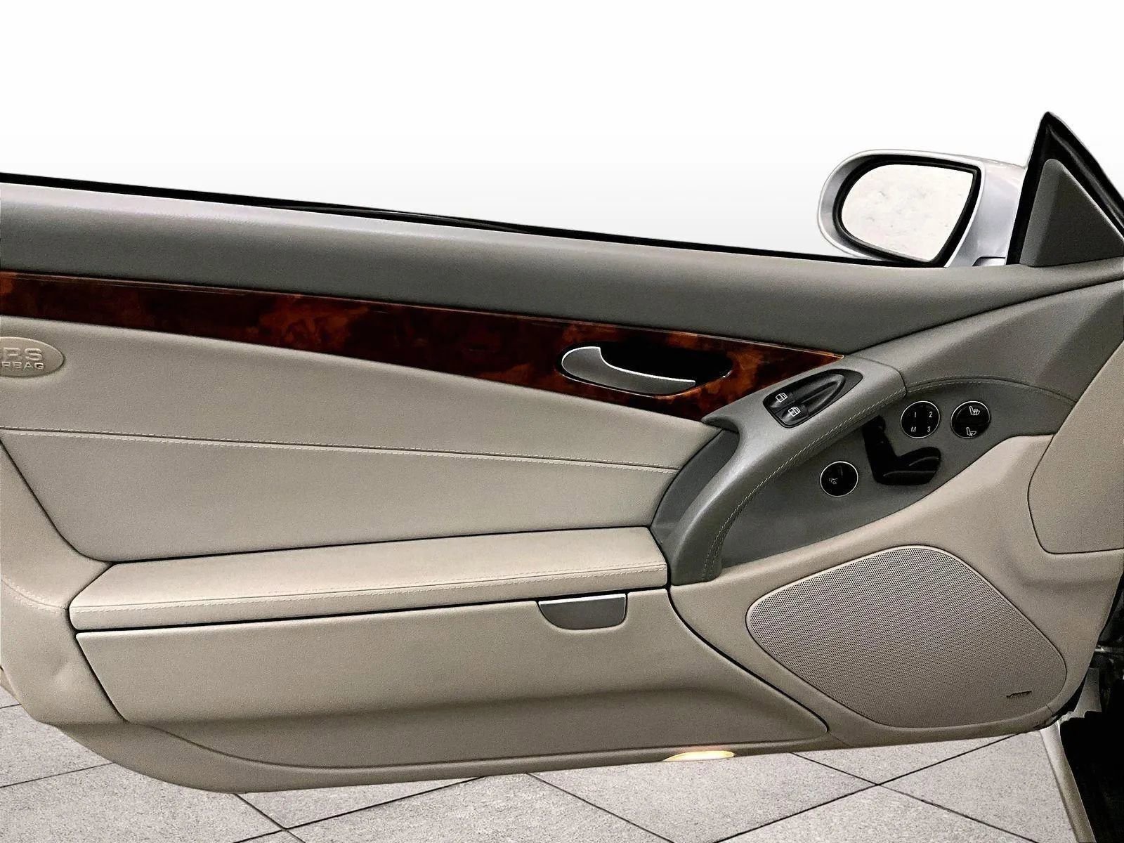 Used 2007 Mercedes-Benz SL 550 image 23