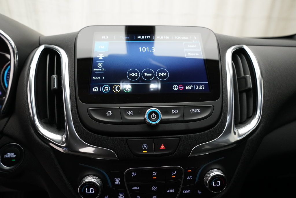 Used 2024 Chevrolet Equinox LT AWD/4WD image 6