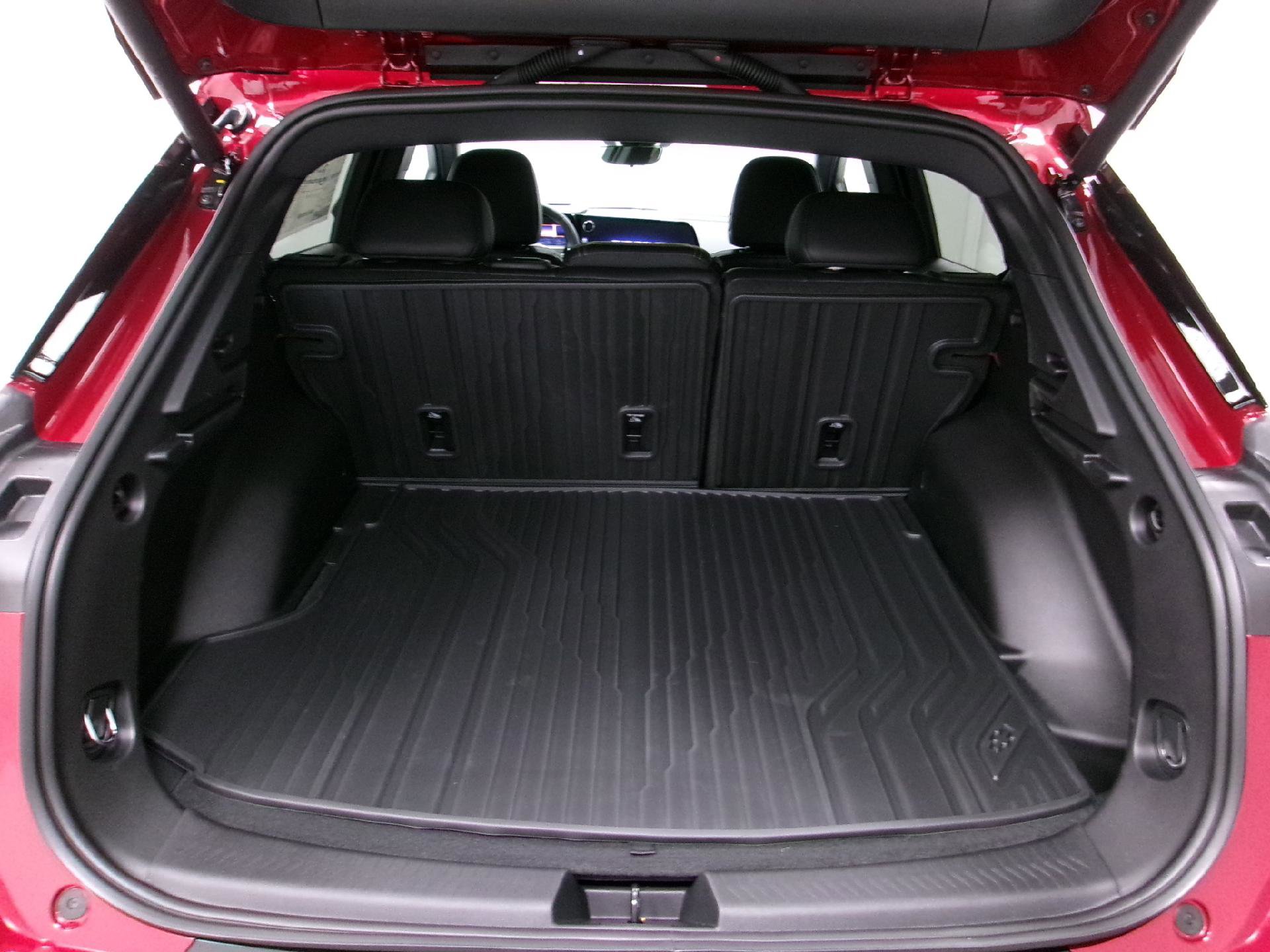 New 2026 Chevrolet Equinox EV LT image 13