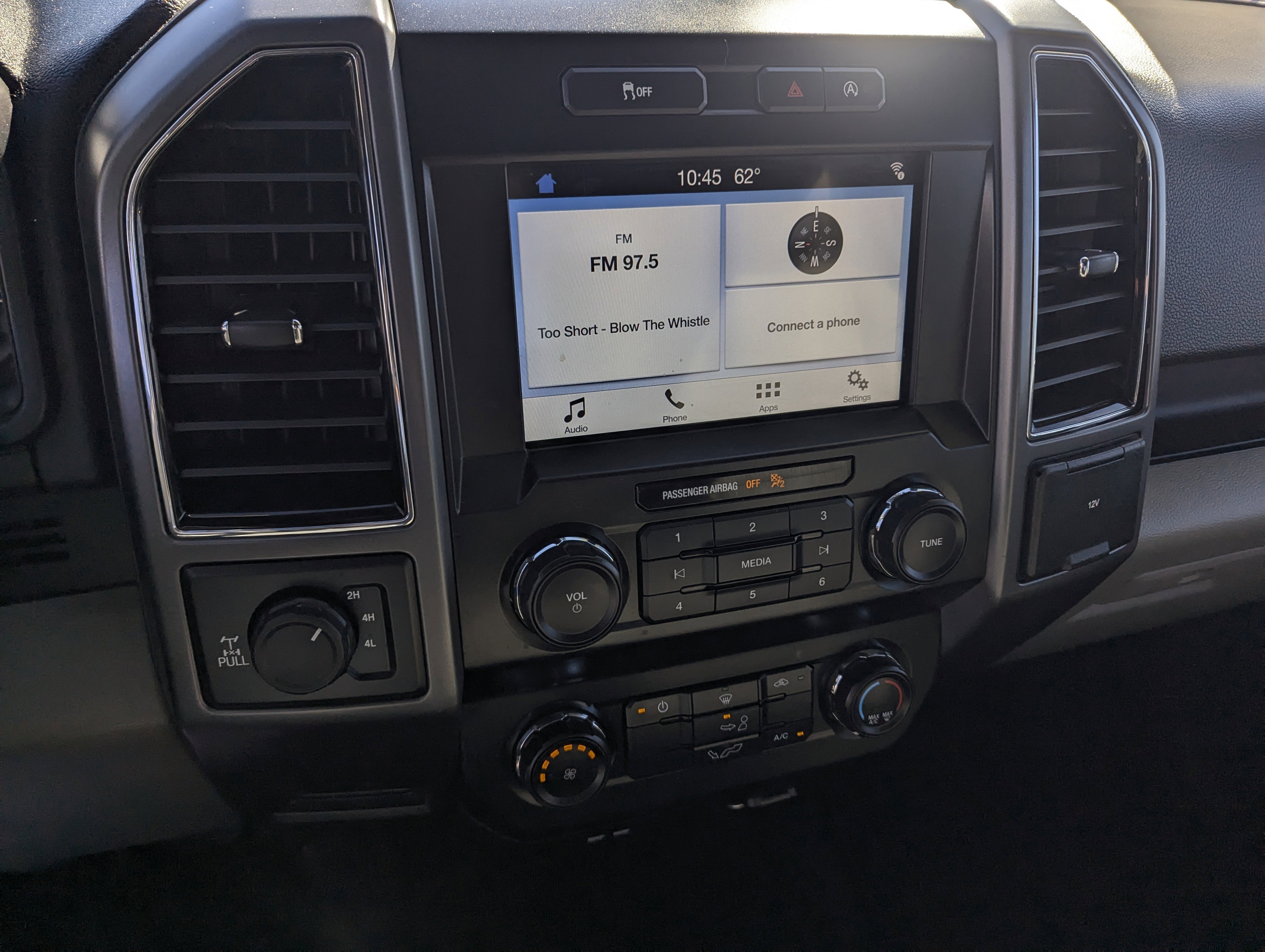 Used 2019 Ford F150 XLT image 10