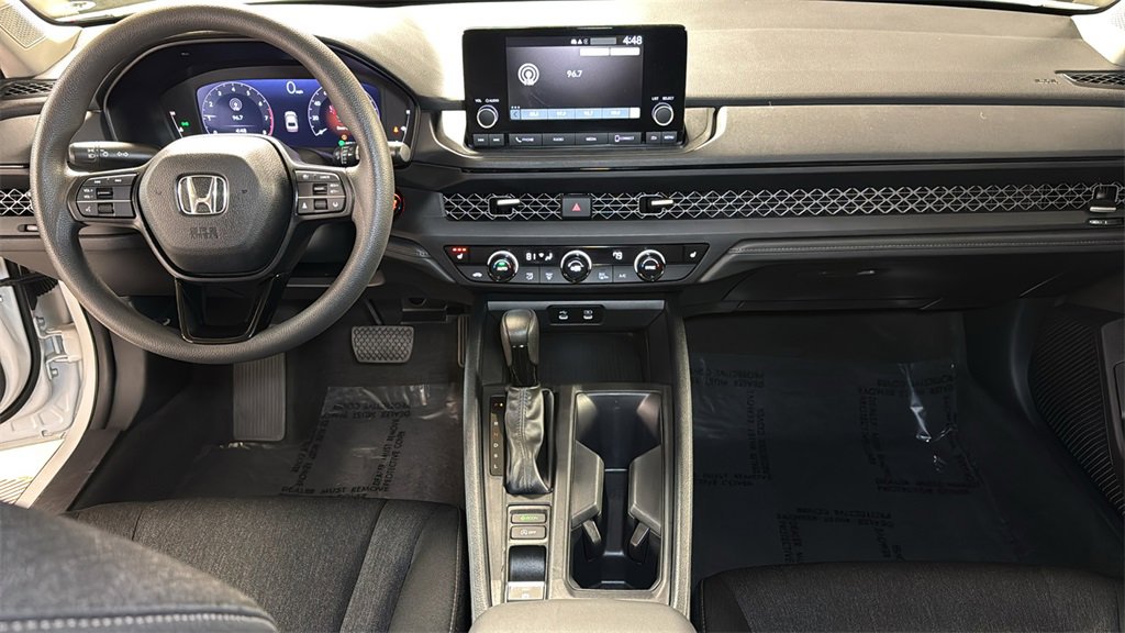 Used 2023 Honda Accord EX image 15