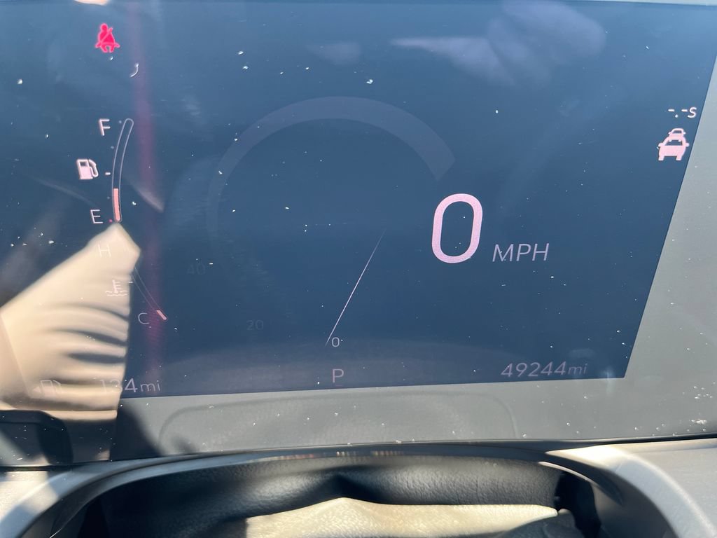 Used 2024 Buick Encore GX Avenir w/ Avenir Technology Package FWD image 16