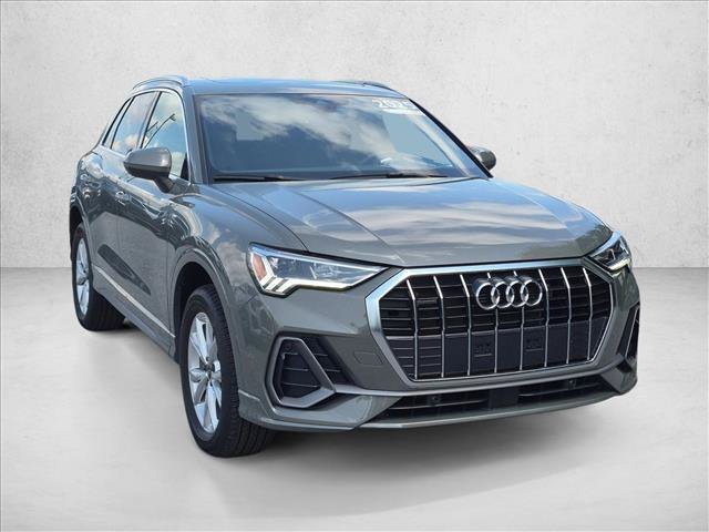 Certified 2025 Audi Q3 2.0T Premium w/ Convenience Package AWD/4WD image 3
