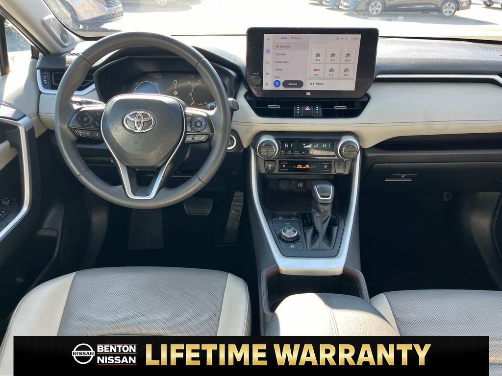 Used 2023 Toyota RAV4 Limited image 22