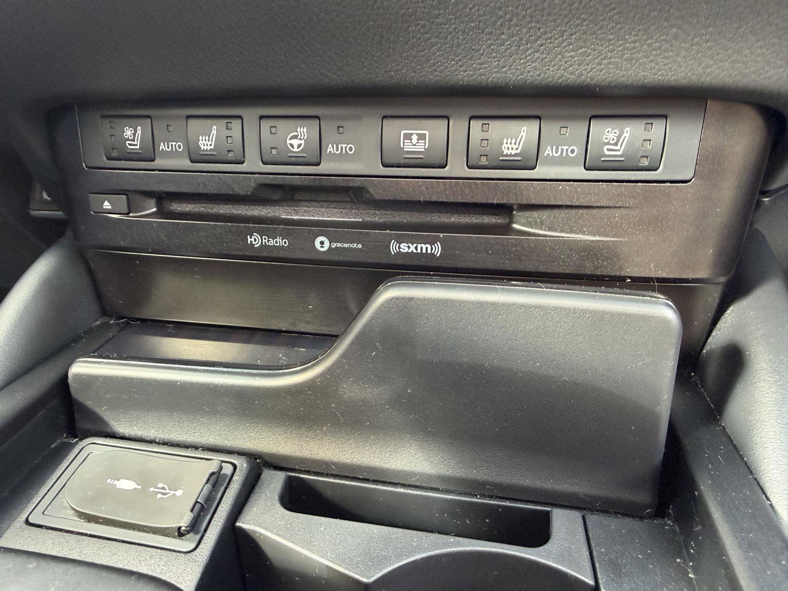 Used 2019 Lexus ES 350 w/ Accessory Package 2 image 15