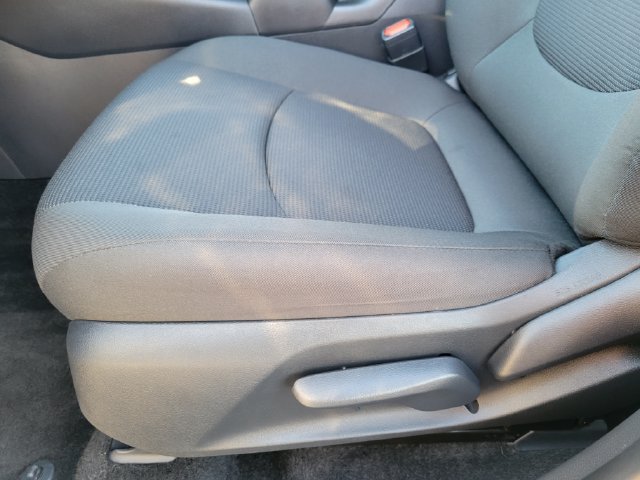 Used 2024 Toyota RAV4 LE AWD/4WD image 16