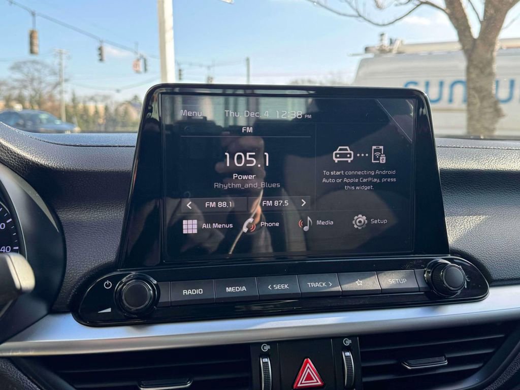 Used 2023 Kia Forte LXS w/ LXS Technology Package image 24