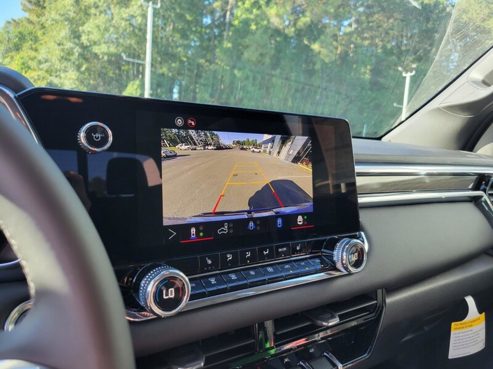 New 2026 GMC Canyon Elevation w/ Convenience Package image 15