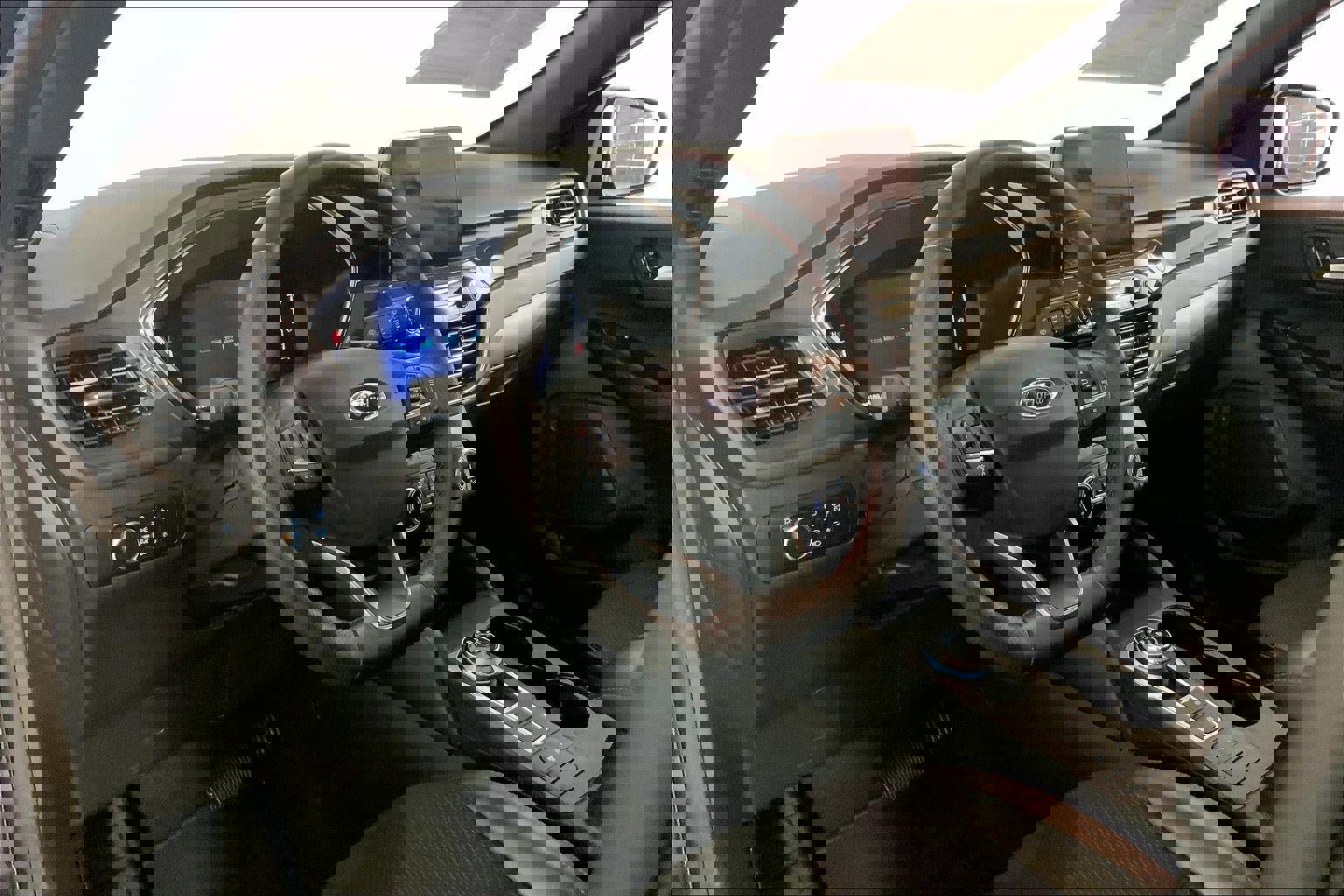 Used 2025 Ford Escape ST-Line image 14