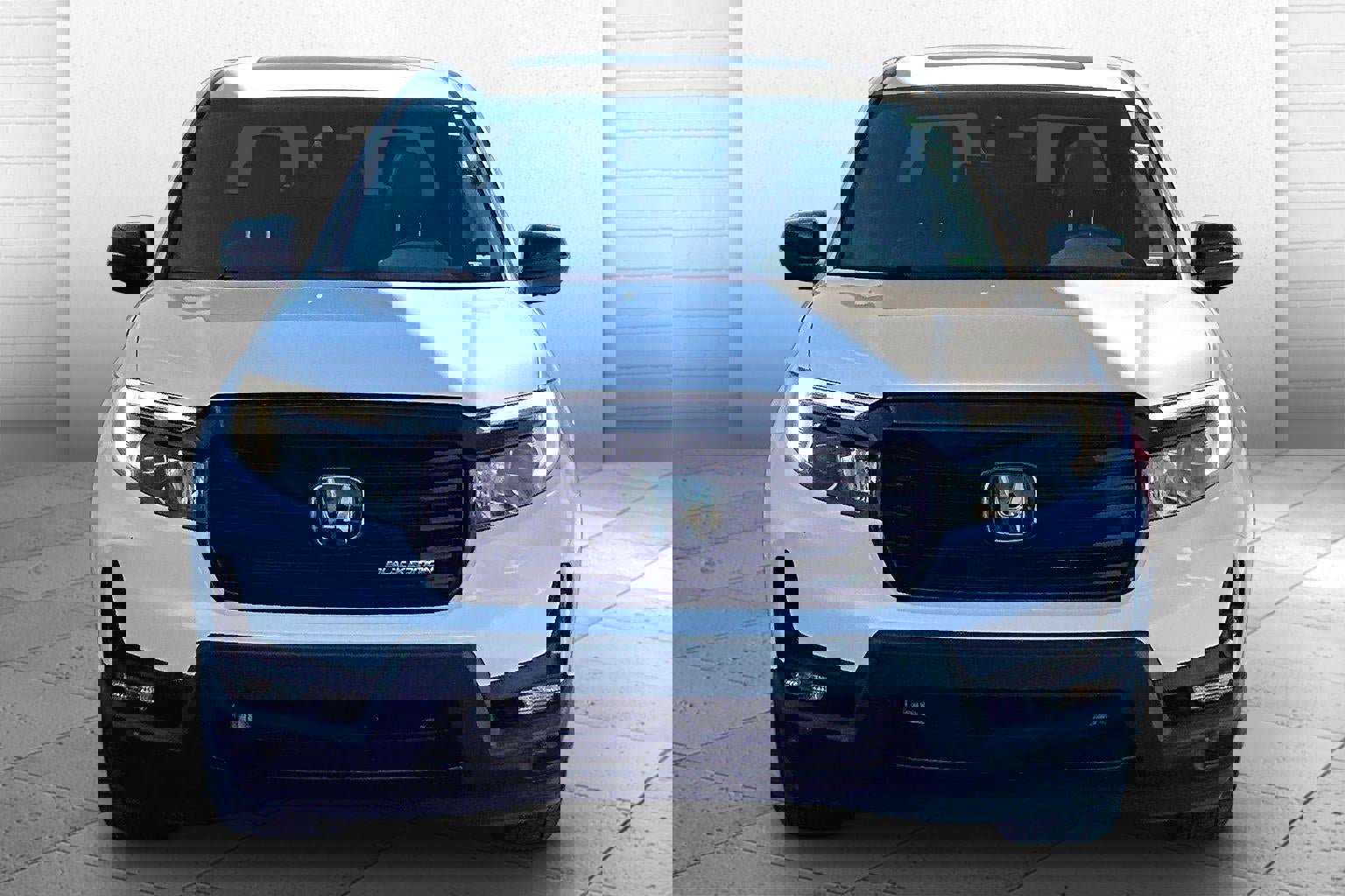 Used 2022 Honda Ridgeline Black Edition image 2