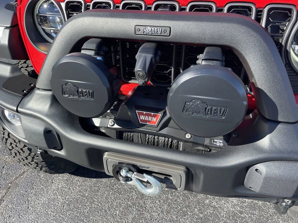 New 2024 Jeep Wrangler Unlimited Rubicon w/ Technology Group image 27